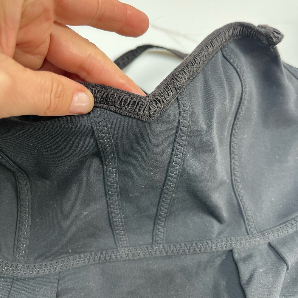 Lululemon - Picture 5 of 7